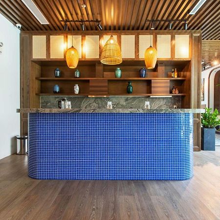 Sea Breeze Condotel Danang Экстерьер фото