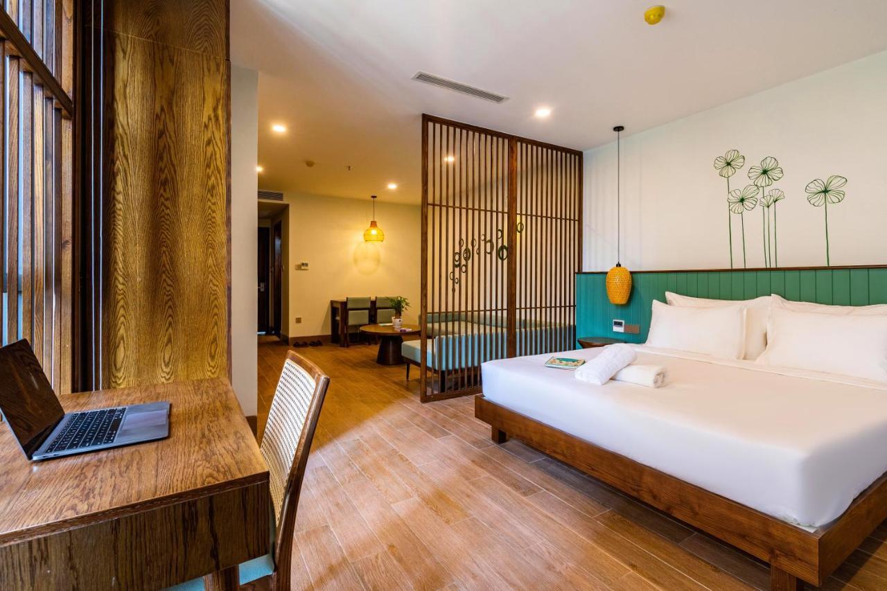 Sea Breeze Condotel Danang Экстерьер фото