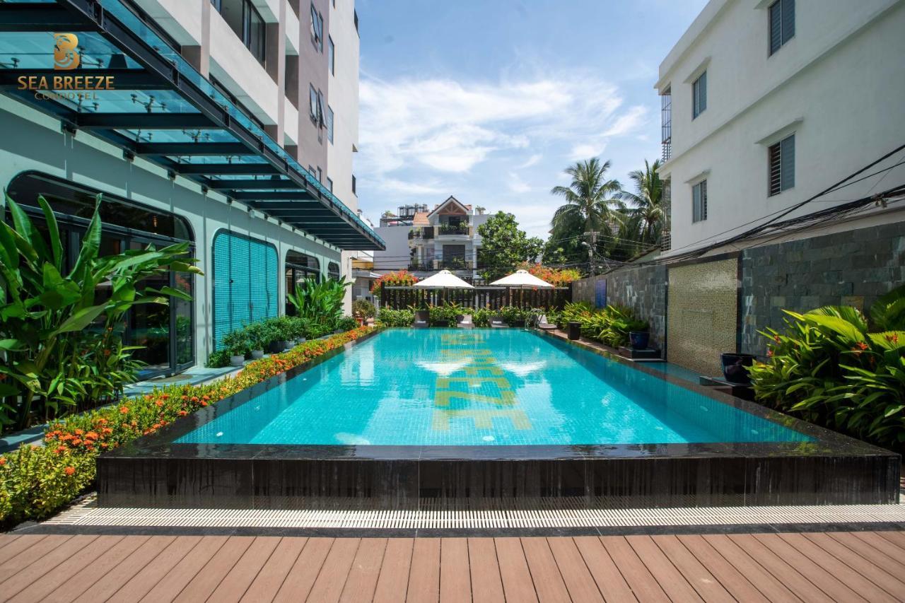 Sea Breeze Condotel Danang Экстерьер фото